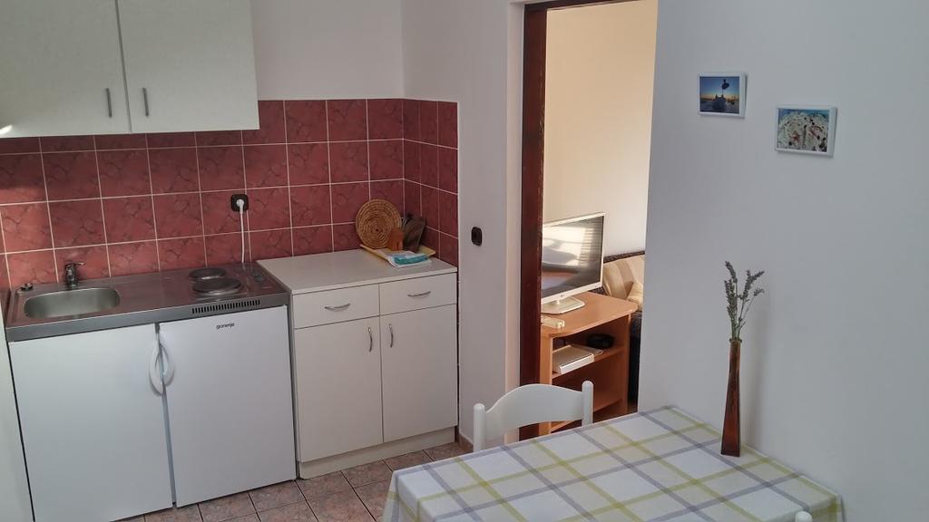Apartman Duje Petrcane Exterior photo