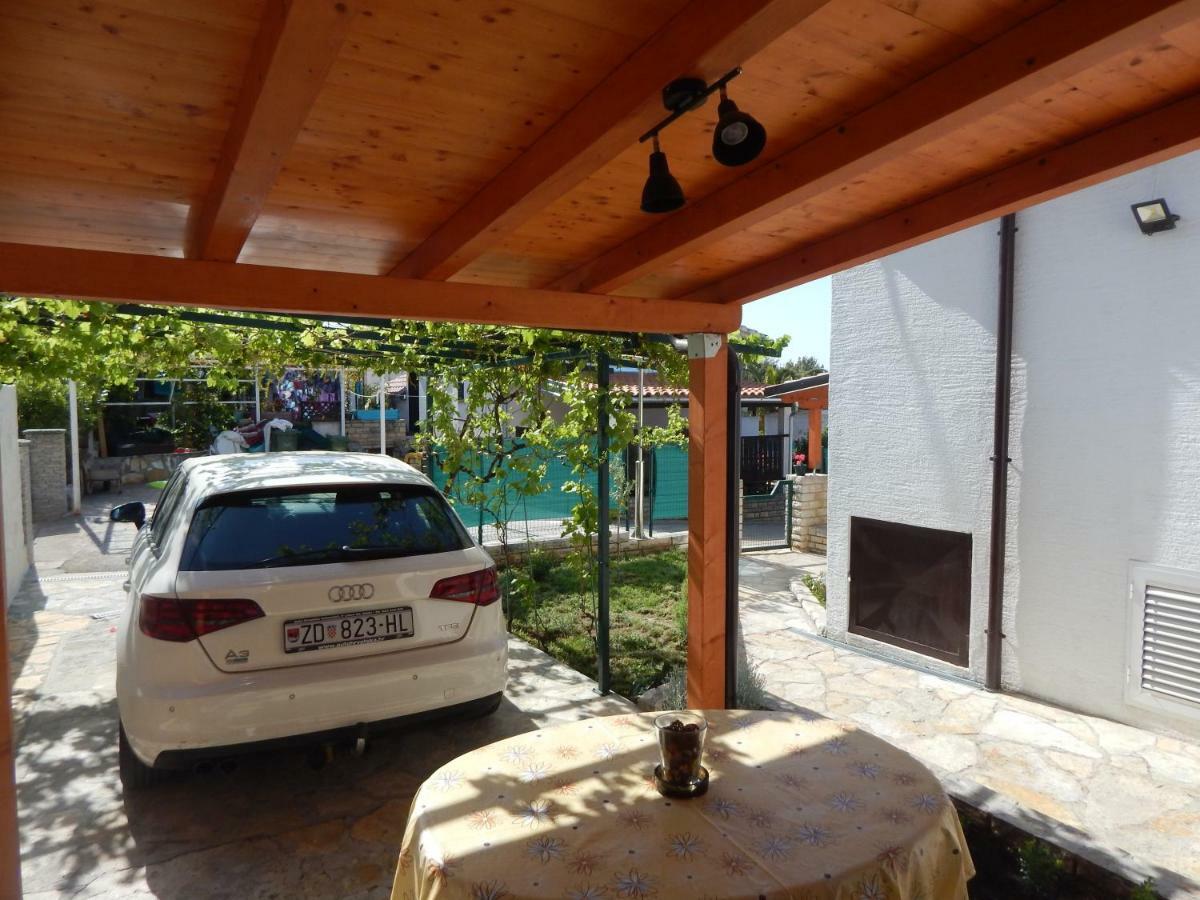 Apartman Duje Petrcane Exterior photo